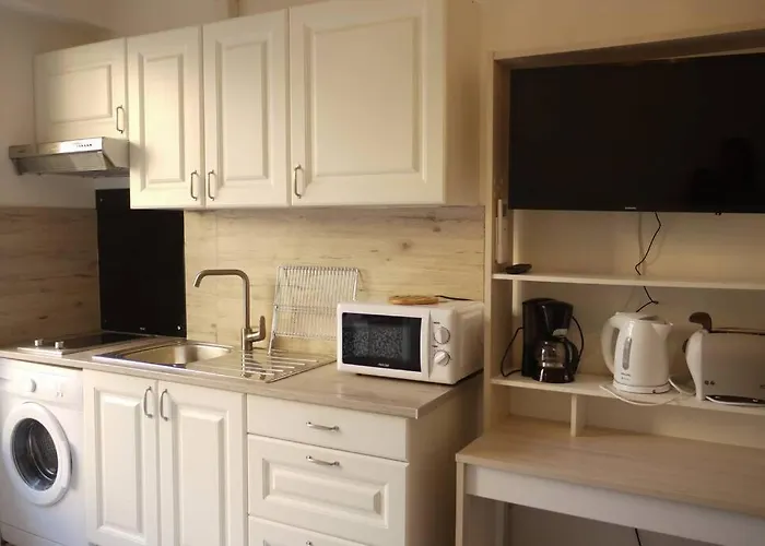Dream - A Studio Flat With Balcony At 300M From The Beach